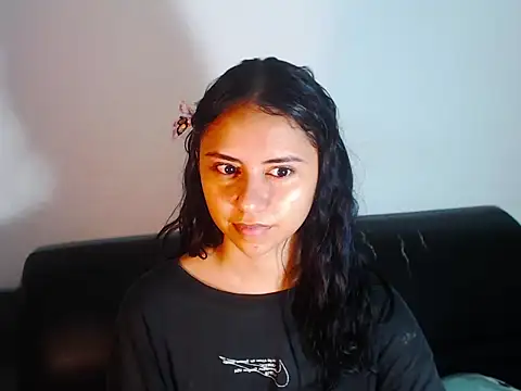 BellaLuxxs online show from 06/06/26, 10:15