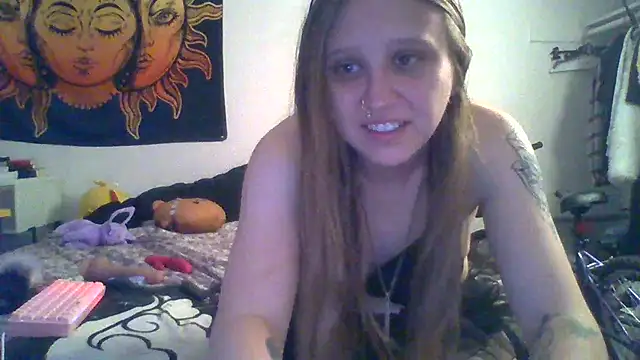 BunnyHooppss online show from 06/14/26, 05:25