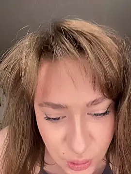 BettyRussian online show from 05/06/26, 02:10