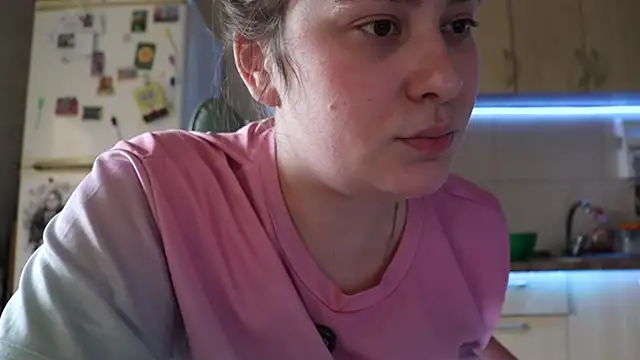 BettyRussian online show from 06/25/26, 05:12