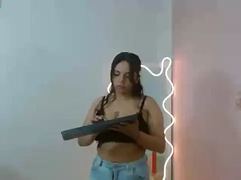 Karla tay1 online show from 05/06/26, 11:47