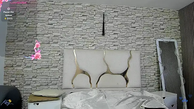 Yenn tay online show from 06/14/26, 11:44