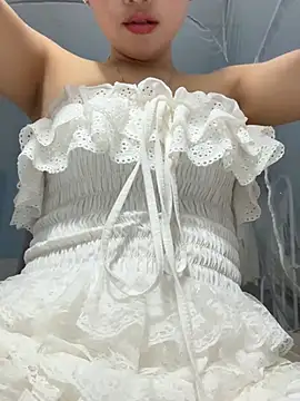 Snapshot of Miu-lete chatting on 05/20/26, 11:40 Miu-lete online show from 05/20/26, 11:40