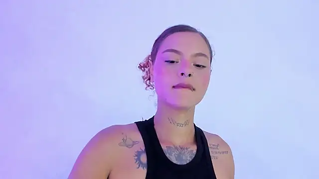 Caroline420  online show from 06/06/26, 02:39