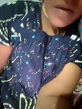 Tamil Hot HoneyBee online show from 07/09/26, 02:05