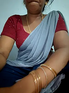 Tamil Hot HoneyBee online show from 06/25/26, 06:57