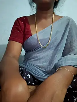 Tamil Hot HoneyBee online show from 07/05/26, 04:19