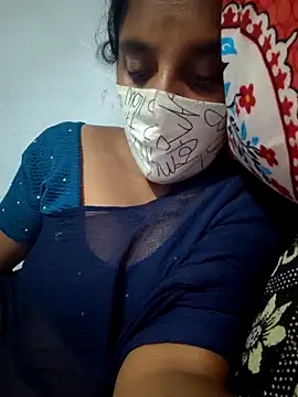 Tamil Hot HoneyBee online show from 06/05/26, 07:30