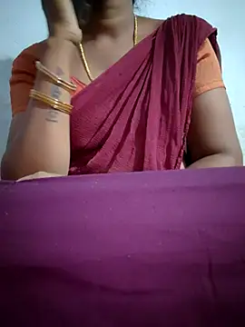 Tamil Hot HoneyBee online show from 06/24/26, 09:41
