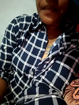 Tamil Hot HoneyBee online show from 07/23/26, 03:04