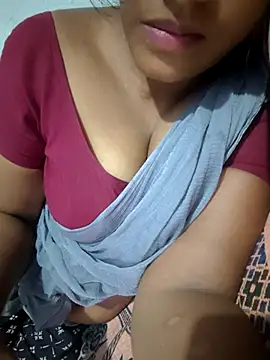 Tamil Hot HoneyBee online show from 07/16/26, 08:28