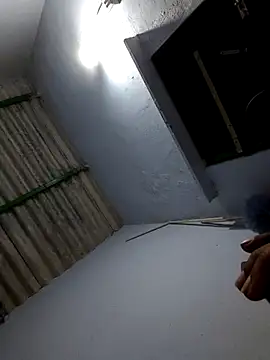 Tamil Hot HoneyBee online show from 07/05/26, 04:25