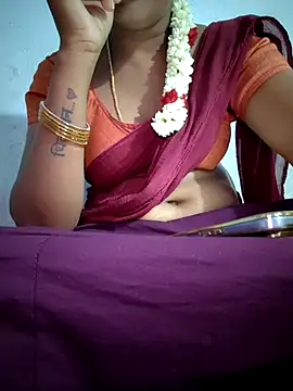 Tamil Hot HoneyBee online show from 06/25/26, 06:40
