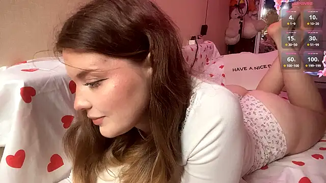  Lily Moon  online show from 06/04/26, 05:39