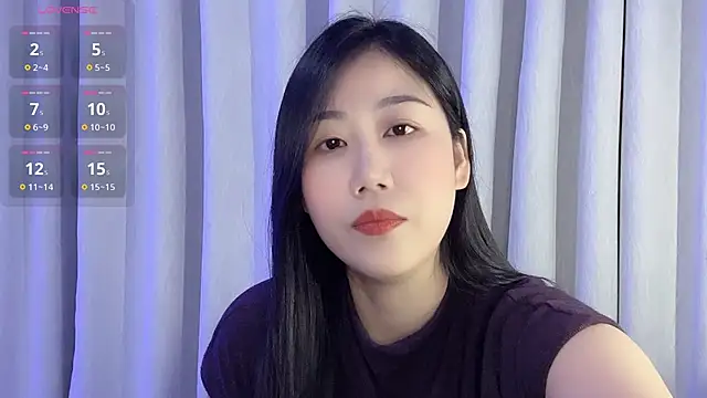 F-Yuwei online show from 05/06/26, 10:30