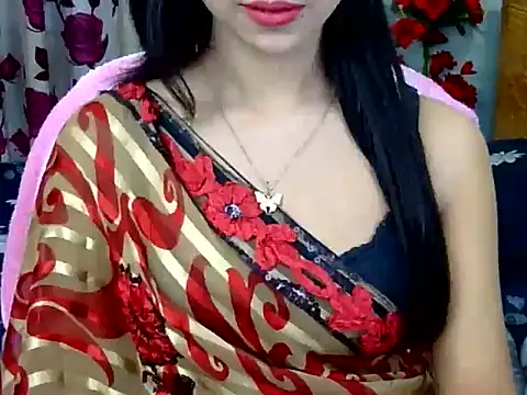 Snapshot of Alina_Nur chatting on 04/30/26, 10:22 Alina Nur online show from 04/30/26, 10:22