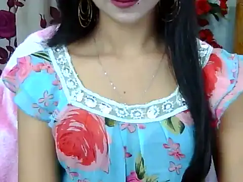 Snapshot of Alina_Nur chatting on 05/08/26, 06:34 Alina Nur online show from 05/08/26, 06:34