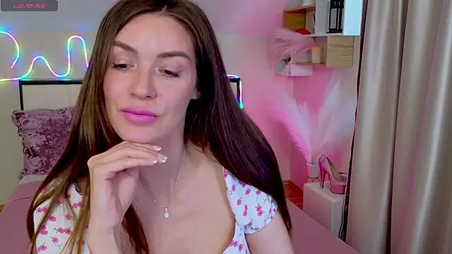 MicheleSantiago online show from 04/28/26, 07:57