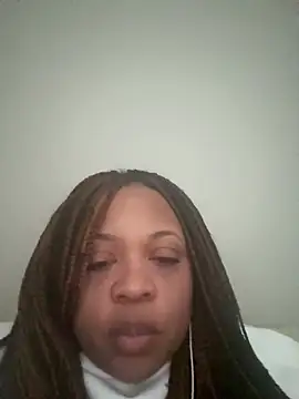 Snapshot of richierichelle chatting on 04/30/26, 11:42 richierichelle online show from 04/30/26, 11:42