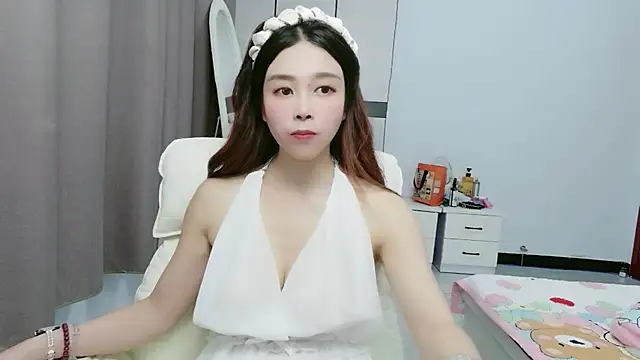 xiaoxiaohong030 online show from 07/18/26, 03:09