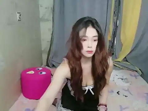 xiaoxiaohong030 online show from 04/26/26, 10:34