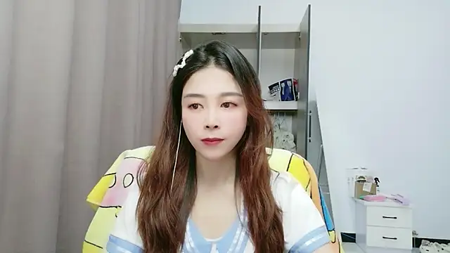 xiaoxiaohong030 online show from 06/12/26, 02:37