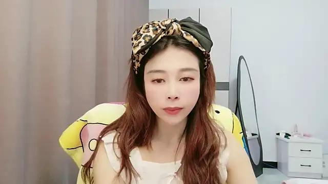 xiaoxiaohong030 online show from 06/08/26, 01:33