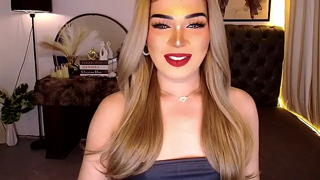Snapshot of Empress_Candice chatting on 06/03/26, 02:33 Empress Candice online show from 06/03/26, 02:33