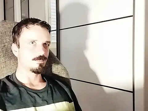 lookaz4010 online show from 06/03/26, 06:01