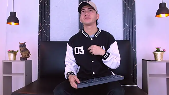 Feiccer Castquer online show from 05/26/26, 11:08