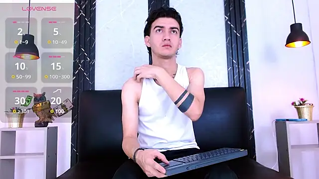 Feiccer Castquer online show from 05/21/26, 11:07