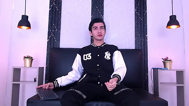 Feiccer Castquer online show from 05/10/26, 11:14