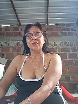 Sweet-Hot-Sucking online show from 04/25/26, 12:30