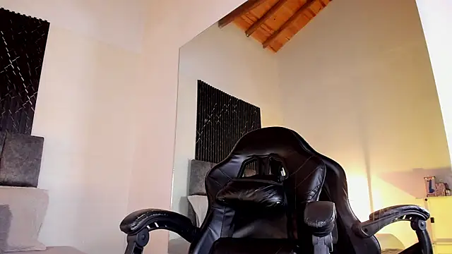 ThiagoSexy005 online show from 06/28/26, 12:39