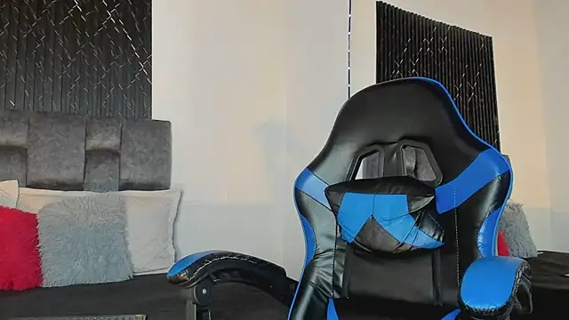 ThiagoSexy005 online show from 07/12/26, 12:22