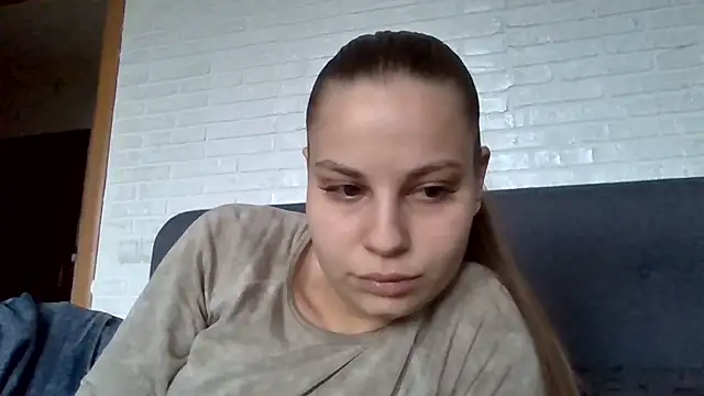 Snapshot of _Linsyy_ee_ chatting on 06/04/26, 04:11 Linsyy ee online show from 06/04/26, 04:11