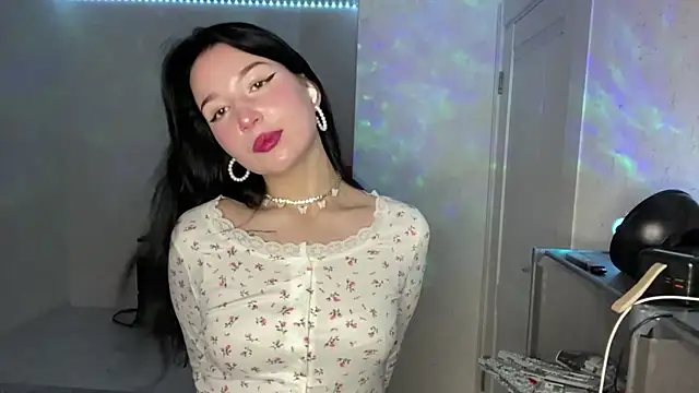 Snapshot of Necusharon chatting on 05/07/26, 06:17 Necusharon online show from 05/07/26, 06:17