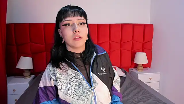 Anny cat online show from 04/25/26, 05:32