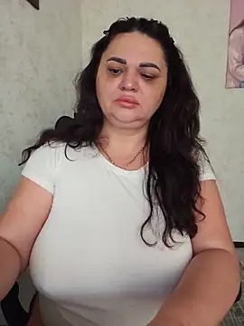 Snapshot of -CUTE-EVVIL- chatting on 06/28/26, 05:25 -CUTE-EVVIL- online show from 06/28/26, 05:25