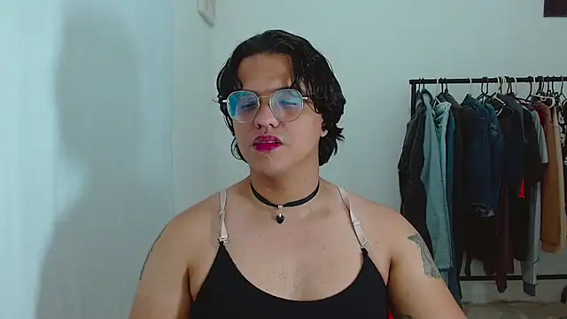 Snapshot of Diane_exotic chatting on 05/24/26, 10:31 Diane exotic online show from 05/24/26, 10:31