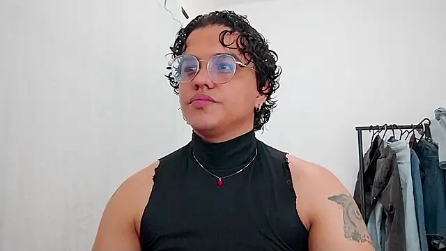 Snapshot of Diane_exotic chatting on 05/03/26, 08:23 Diane exotic online show from 05/03/26, 08:23
