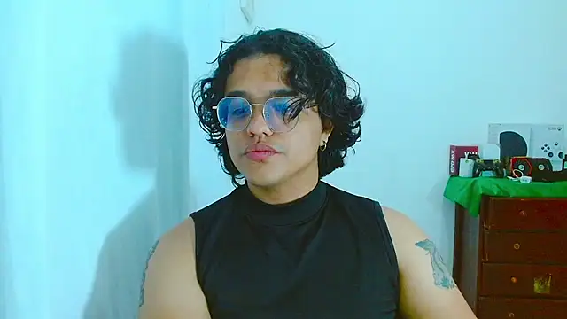 Snapshot of Diane_exotic chatting on 07/10/26, 07:19 Diane exotic online show from 07/10/26, 07:19