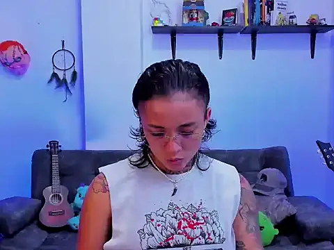 Sam Bartonn online show from 05/22/26, 02:20