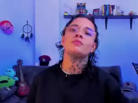 Sam Bartonn online show from 06/04/26, 03:49