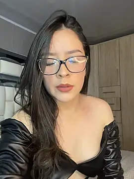 evelinsofia  online show from 04/25/26, 02:14