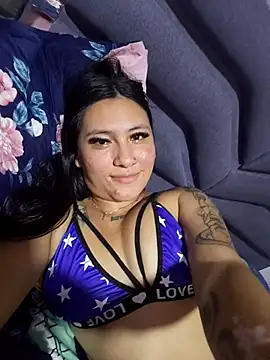 valeryrouse27 online show from 05/04/26, 03:54