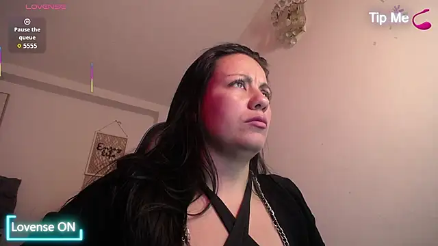 Snapshot of Valeri_bj chatting on 07/25/26, 01:06 Valeri bj online show from 07/25/26, 01:06