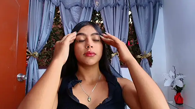 Sofia Browm online show from 05/25/26, 08:07