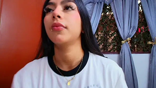 Sofia Browm online show from 05/21/26, 07:44