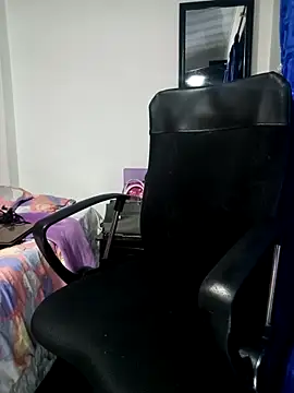 Snapshot of nadia__abaud chatting on 02/18/26, 06:00 nadia abaud online show from 02/18/26, 06:00